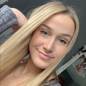 Meet your Posher, Mara